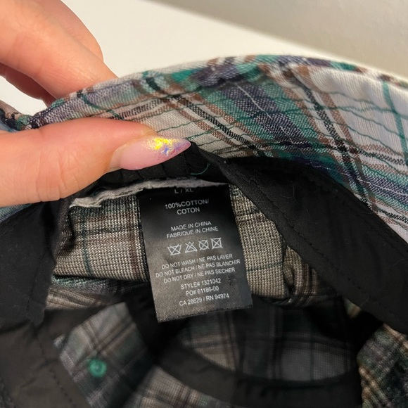 STUSSY PLAID BUCKET HAT ~ AS SEEN ON HAILEY BIEBER - Picture 4 of 5